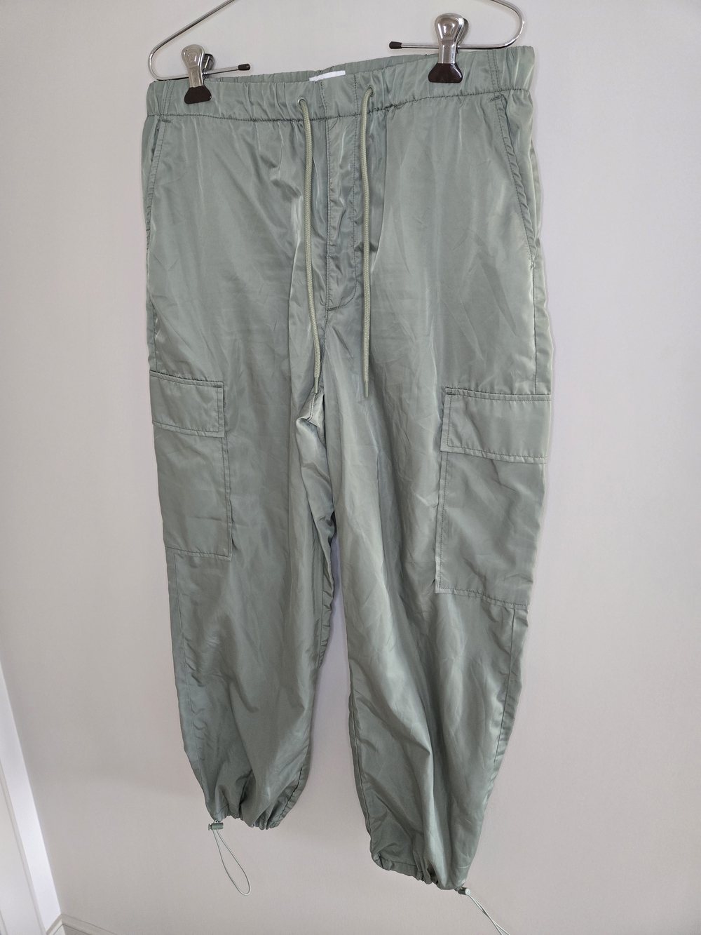 Pistola green cargo utility pants joggers, drawstring ankle, large, new